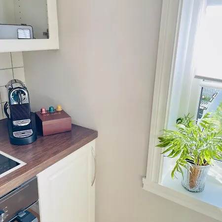 Cozy Near Light Rail 3 Bedrooms - 4 Beds Bergen